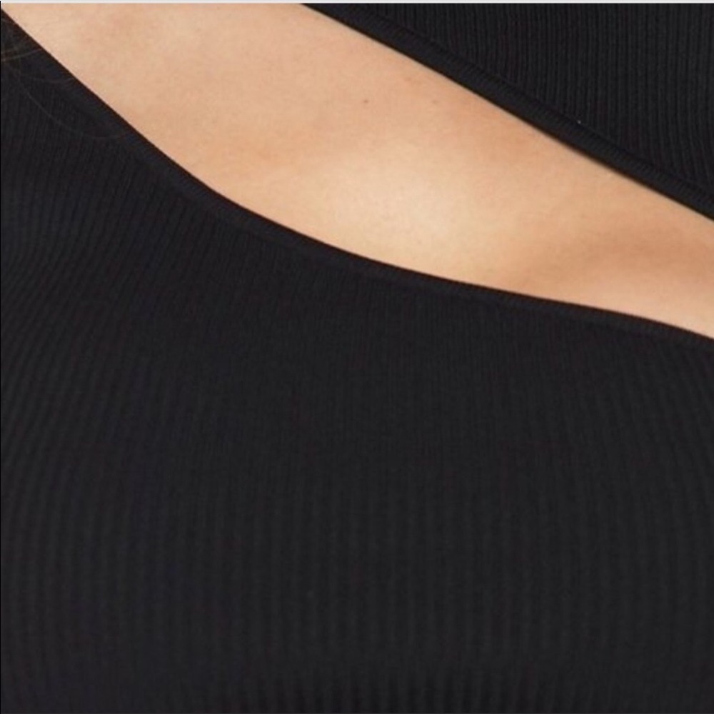 LAST 1️⃣ Mock Neck Slash Ribbed Crop Top - Picture 3 of 3